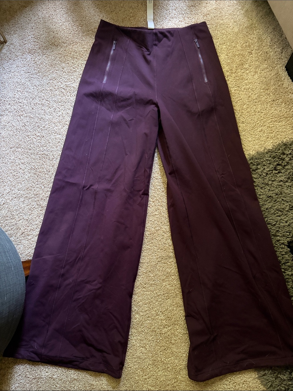 Lululemon DEFINE Pull On Wide-Leg Pants Burgundy Bay Sz M